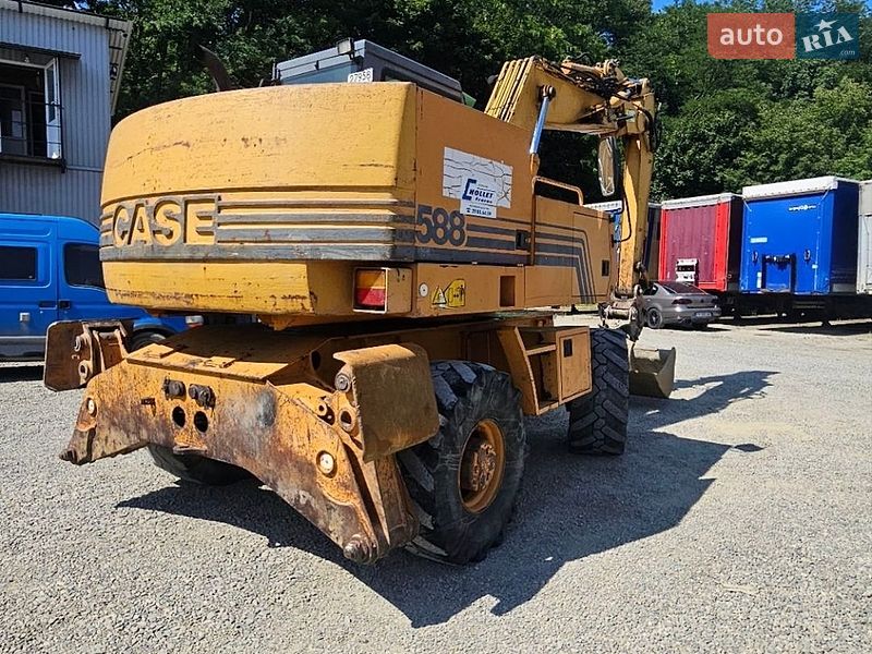 Колесный экскаватор Case Construction 580ST 1997 в Черновцах
