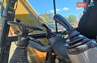 Колесный экскаватор Case Construction 580ST 1997 в Черновцах