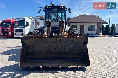 Екскаватор навантажувач Case Construction 695 ST 2016 в Рівному