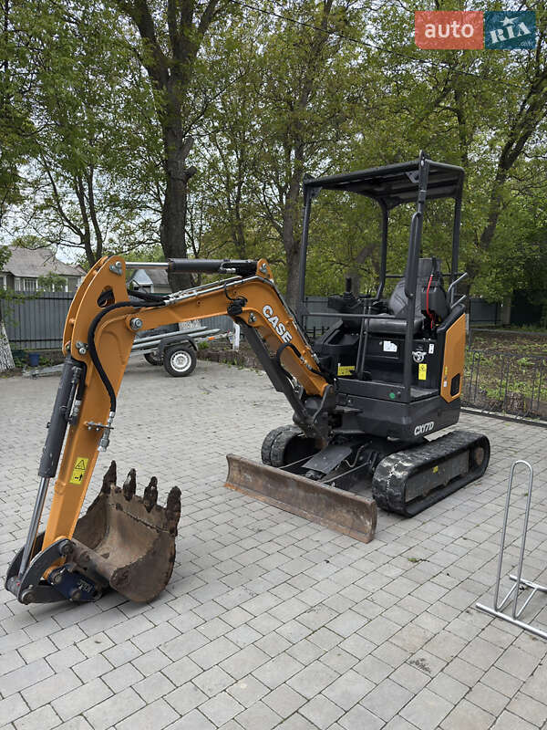 Case Construction CX 17D