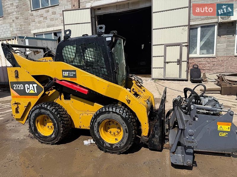 Caterpillar 272