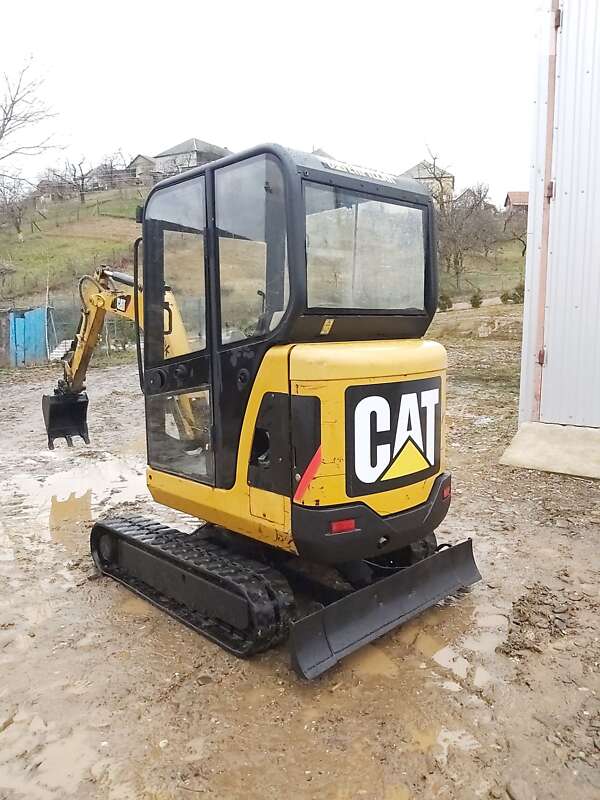 Миниэкскаватор Caterpillar 301.8