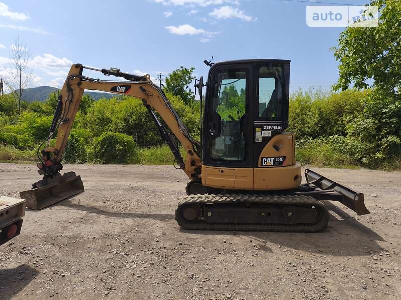 Caterpillar 304