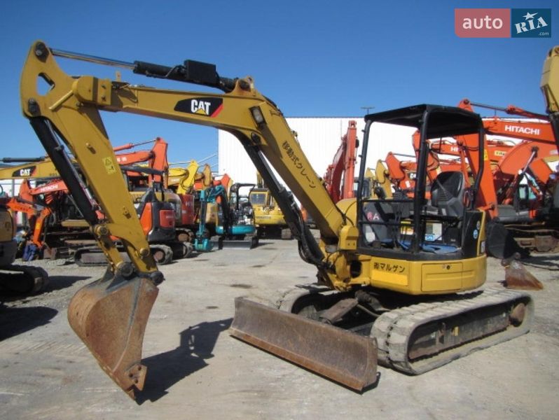 Гусеничный экскаватор Caterpillar 305