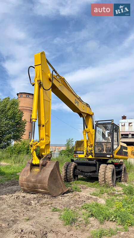 Caterpillar 318