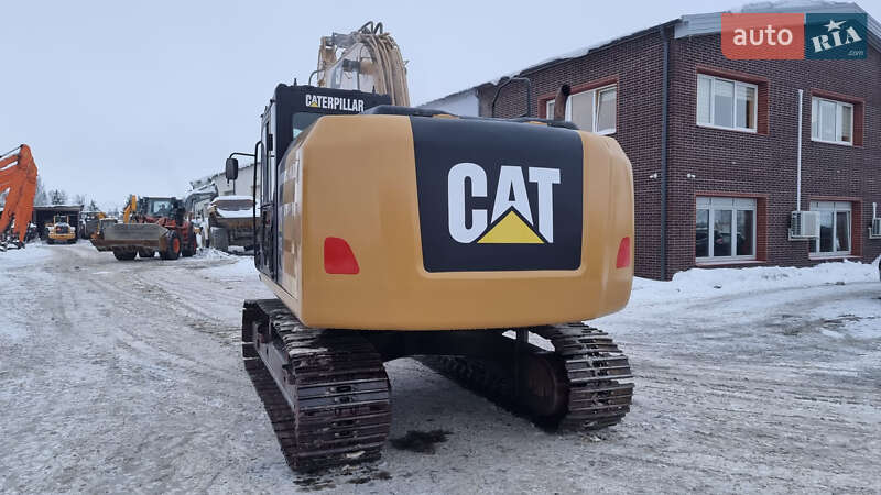 Caterpillar 318