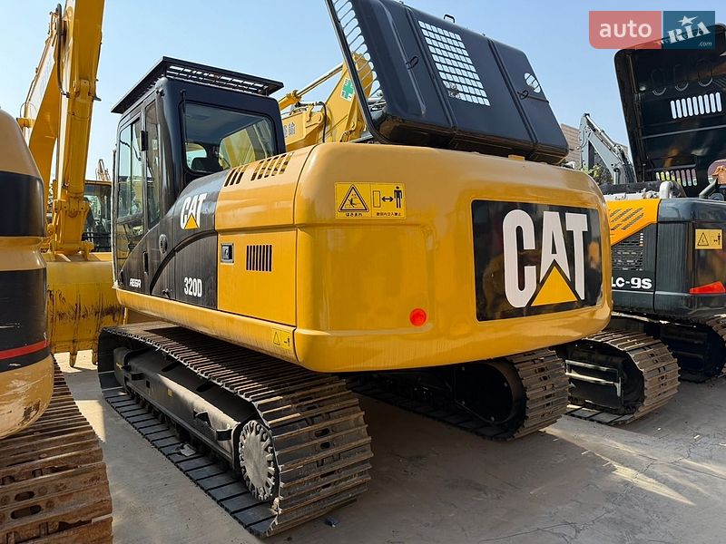 Caterpillar 320
