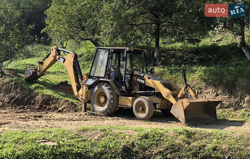 Екскаватор навантажувач Caterpillar 424