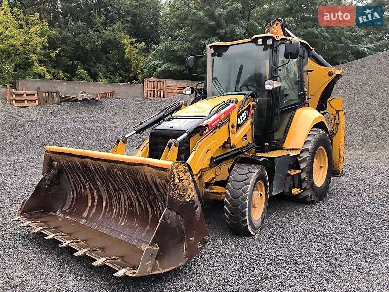 Екскаватор навантажувач Caterpillar 428F2