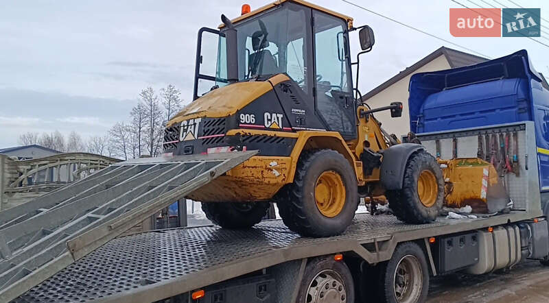 Caterpillar 906