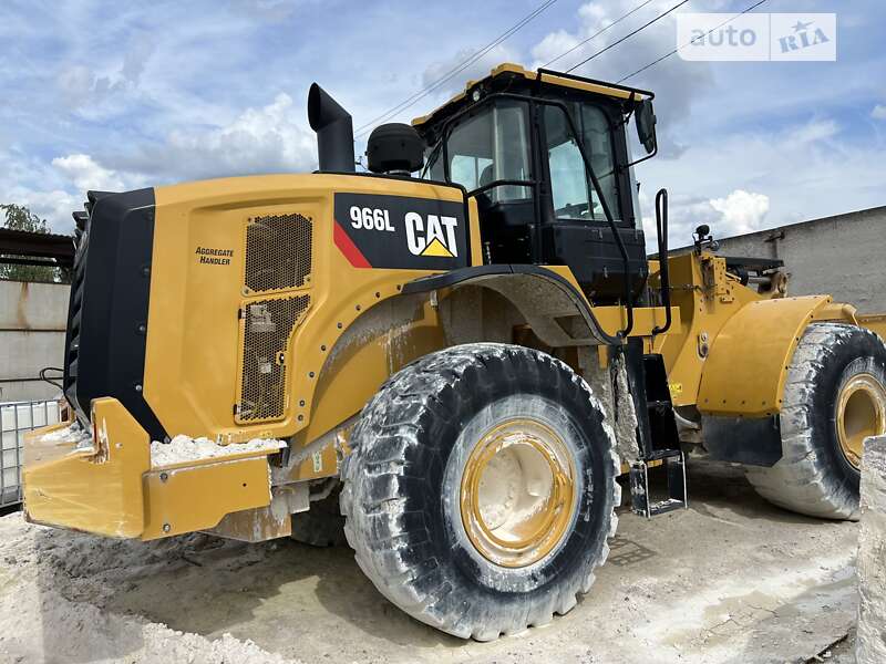 Caterpillar 966