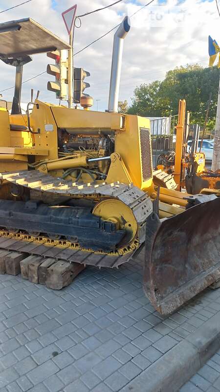 Caterpillar D4