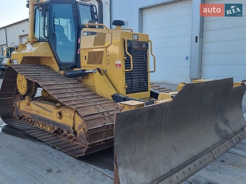 Caterpillar D6N
