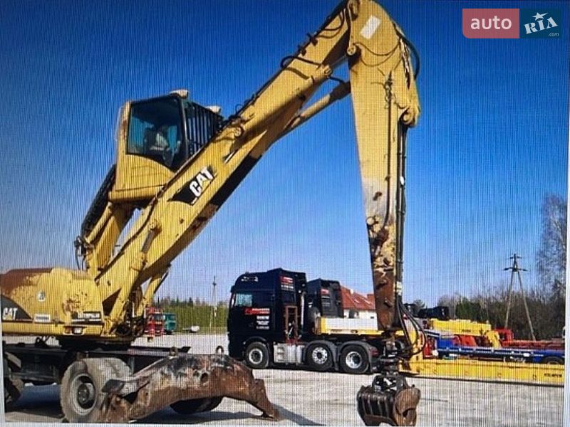 Caterpillar M318