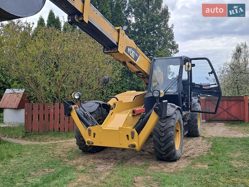 Caterpillar TH 414