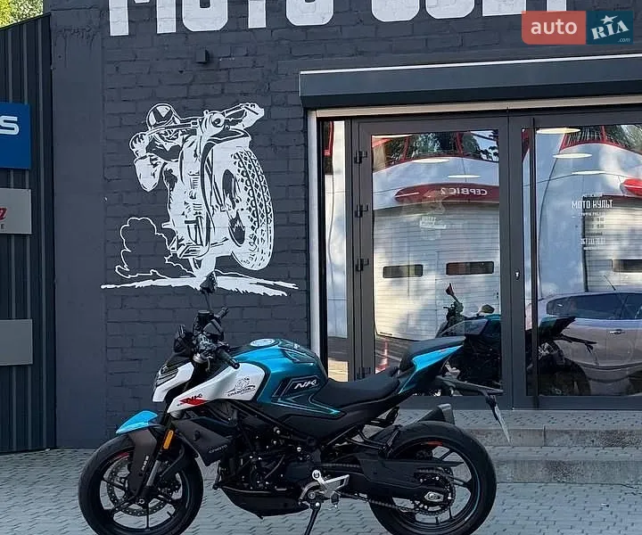 CFMOTO 450NK 2025