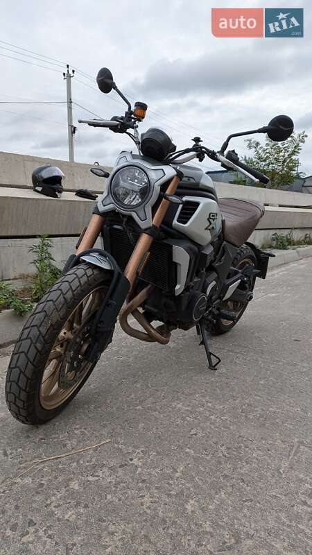 CFMOTO 700 C-LX Heritage