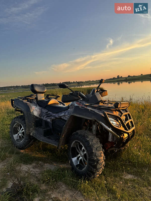 Квадроцикл спортивний CFMOTO 800