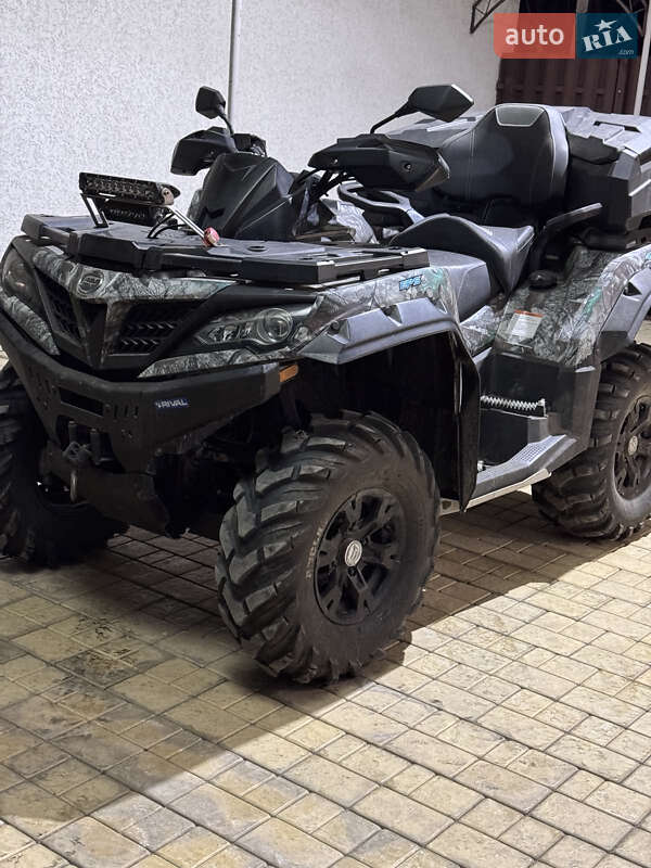 Квадроцикл спортивний CFMOTO CF800