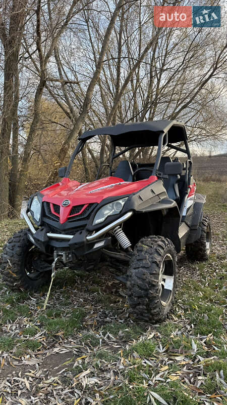 Квадроцикл  утилитарный CFMOTO Z8