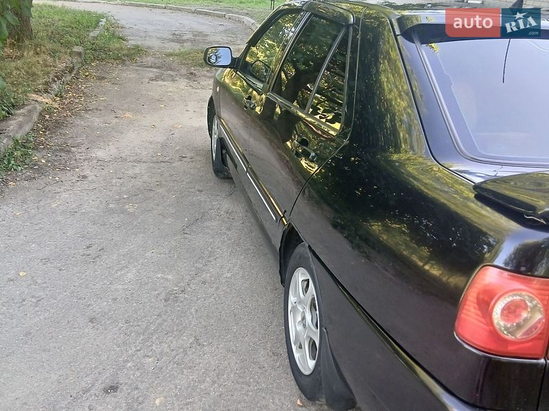 Ліфтбек Chery A15