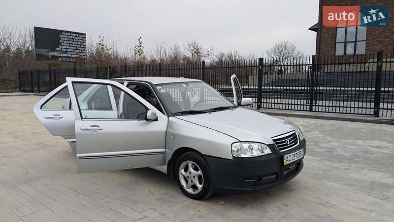 Ліфтбек Chery Amulet 2011 в Луцьку фото 2 Ліфтбек Chery Amulet 2011 в Луцьку