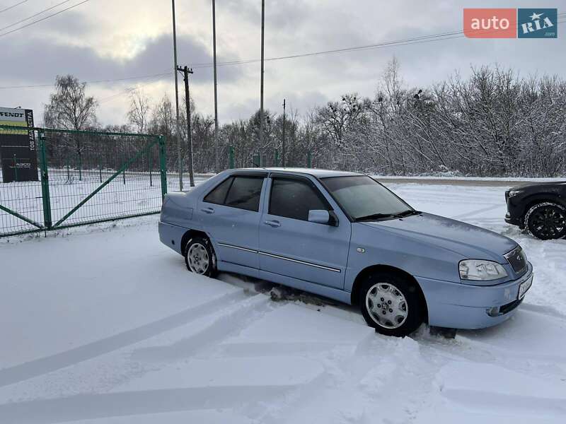 Седан Chery Amulet