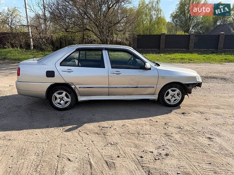 Седан Chery Amulet 2008 в Пирятине