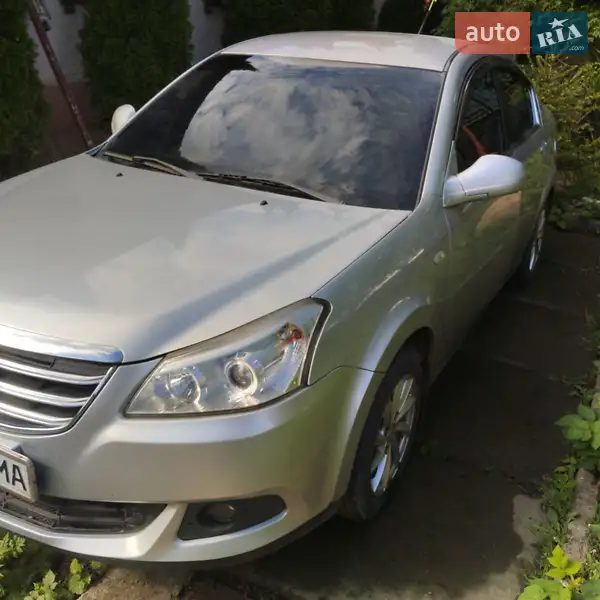 Chery E5