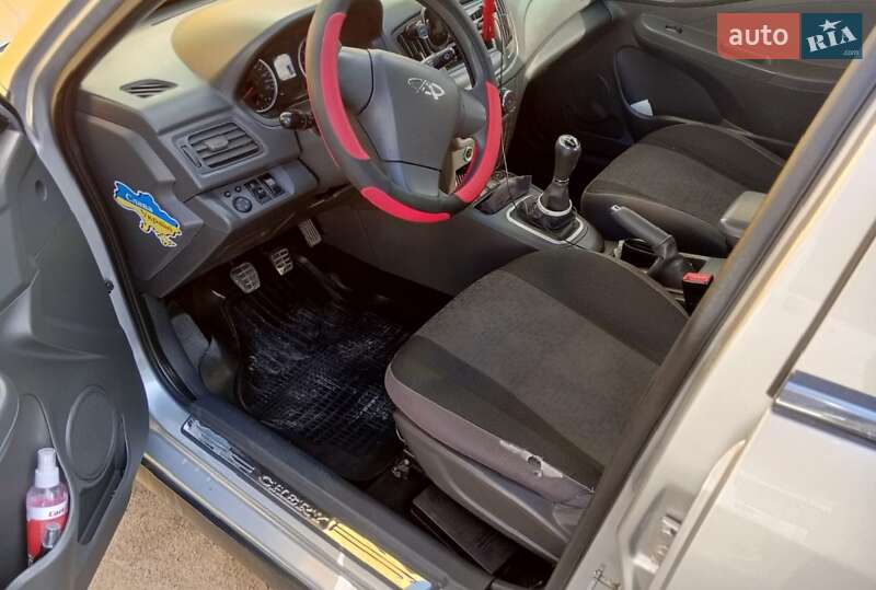 Седан Chery E5 2014 в Обухове