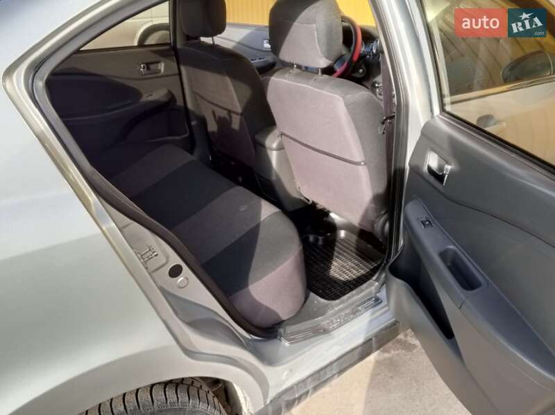 Седан Chery E5 2014 в Обухове