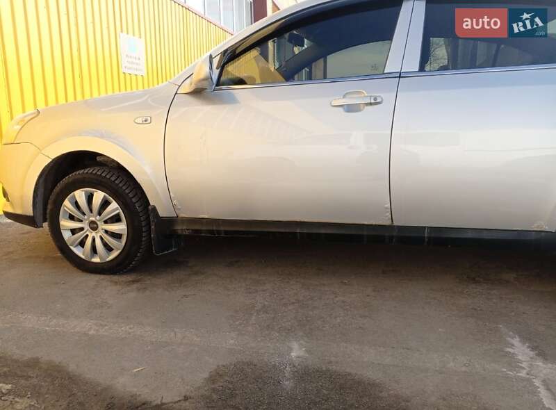 Седан Chery E5 2014 в Обухове