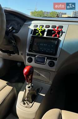 Chery Elara  2007