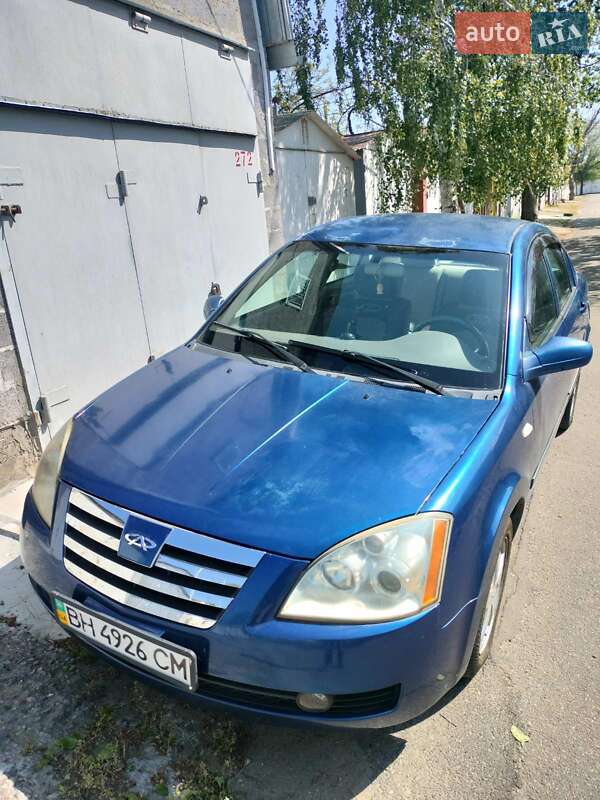 Седан Chery Elara