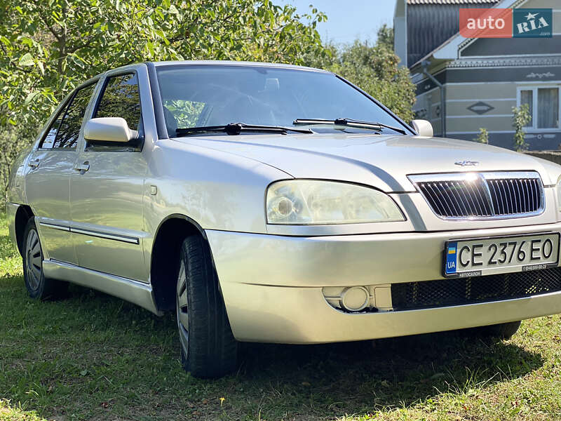 Седан Chery Flagcloud