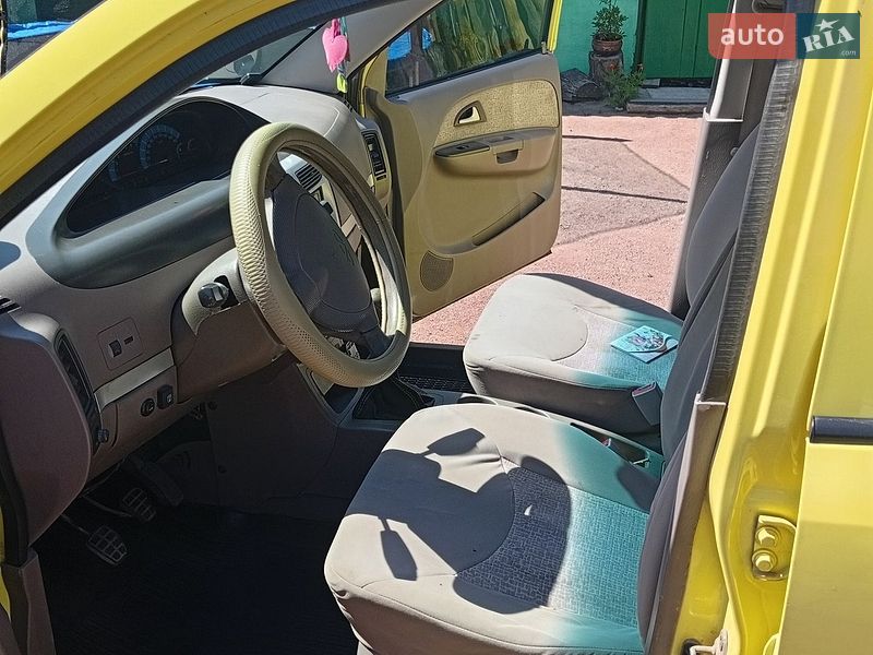 Лифтбек Chery Jaggi 2007 в Коростене