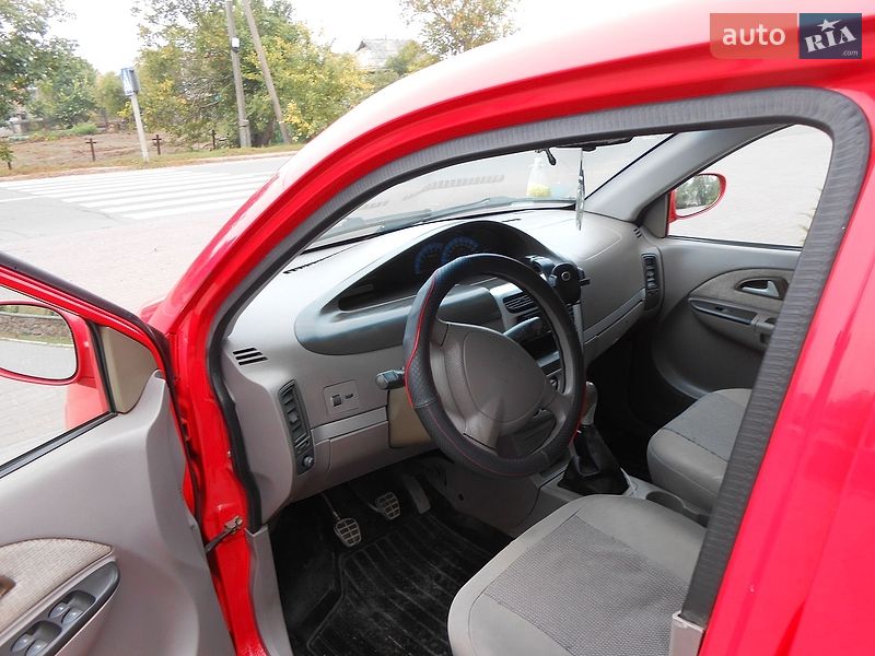 Лифтбек Chery Jaggi 2008 в Черкассах
