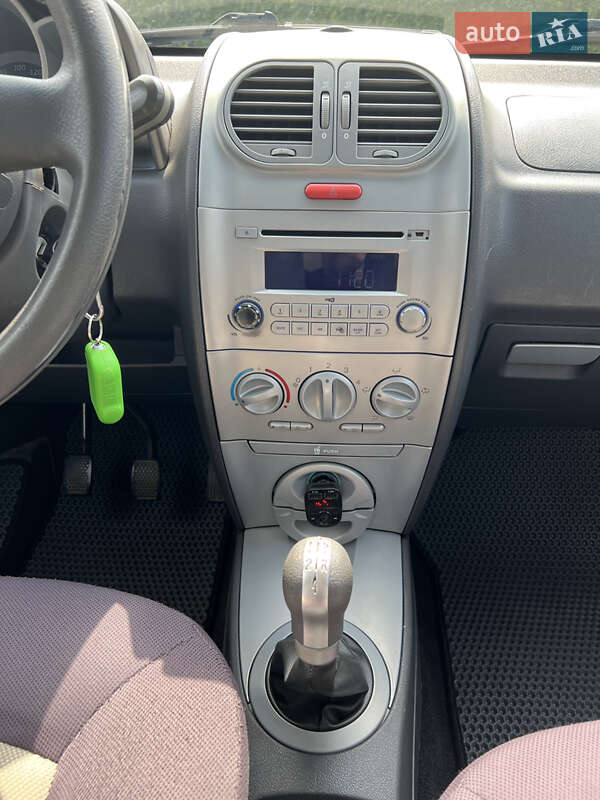 Хэтчбек Chery Kimo 2008 в Днепре