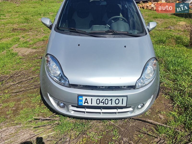 Chery Kimo 2012