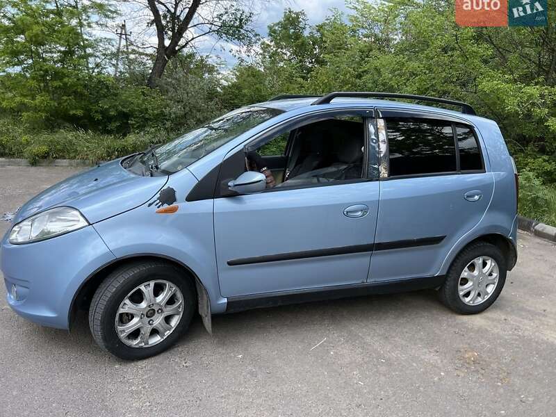 Хэтчбек Chery Kimo
