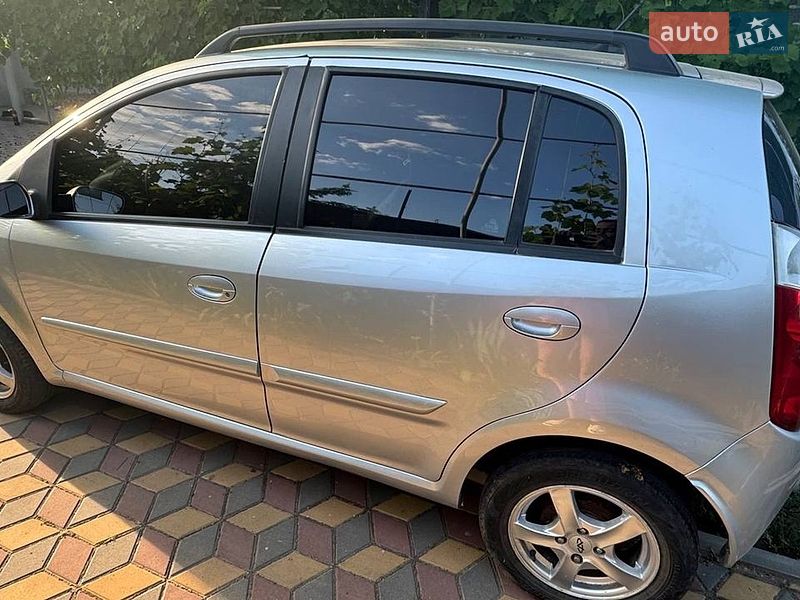 Хэтчбек Chery Kimo 2013 в Измаиле