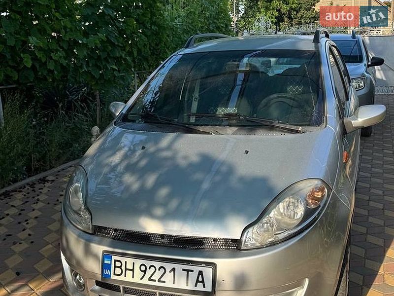Хэтчбек Chery Kimo 2013 в Измаиле