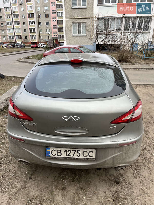 Седан Chery M11