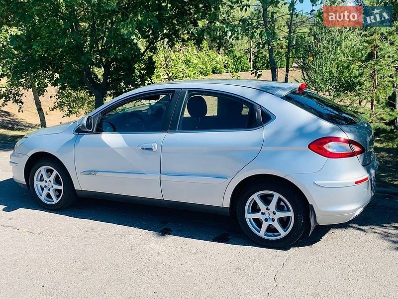 Седан Chery M11 2012 в Горишних Плавнях