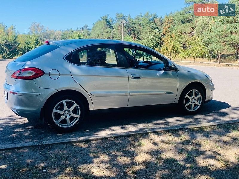 Седан Chery M11 2012 в Горишних Плавнях
