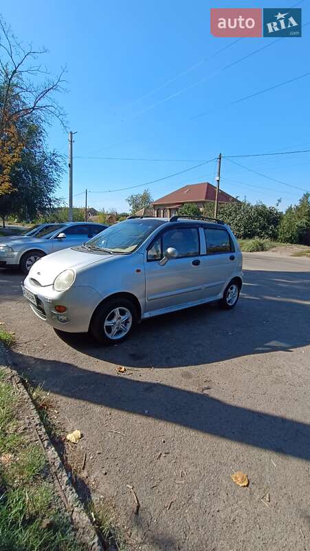 Хэтчбек Chery QQ