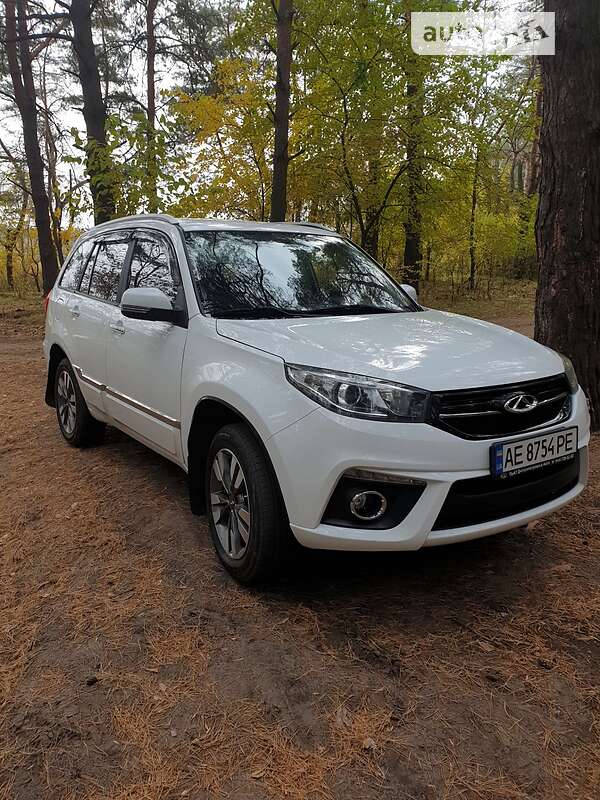 Внедорожник / Кроссовер Chery Tiggo 3