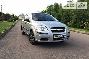 Chevrolet Aveo  2011