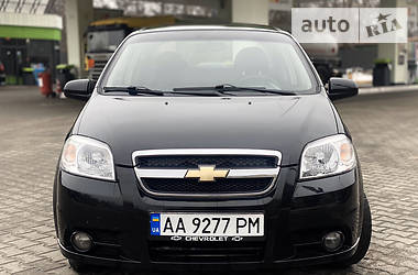 Chevrolet Aveo  2011