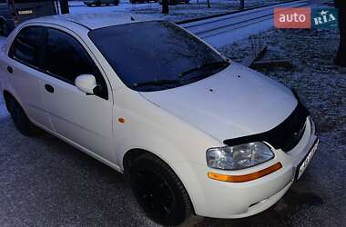 Chevrolet Aveo  2005